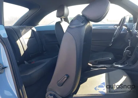 2012 Volkswagen Beetle 2.5L z USA, uszkodzony, nr VIN 3VWJP7AT1CM606522